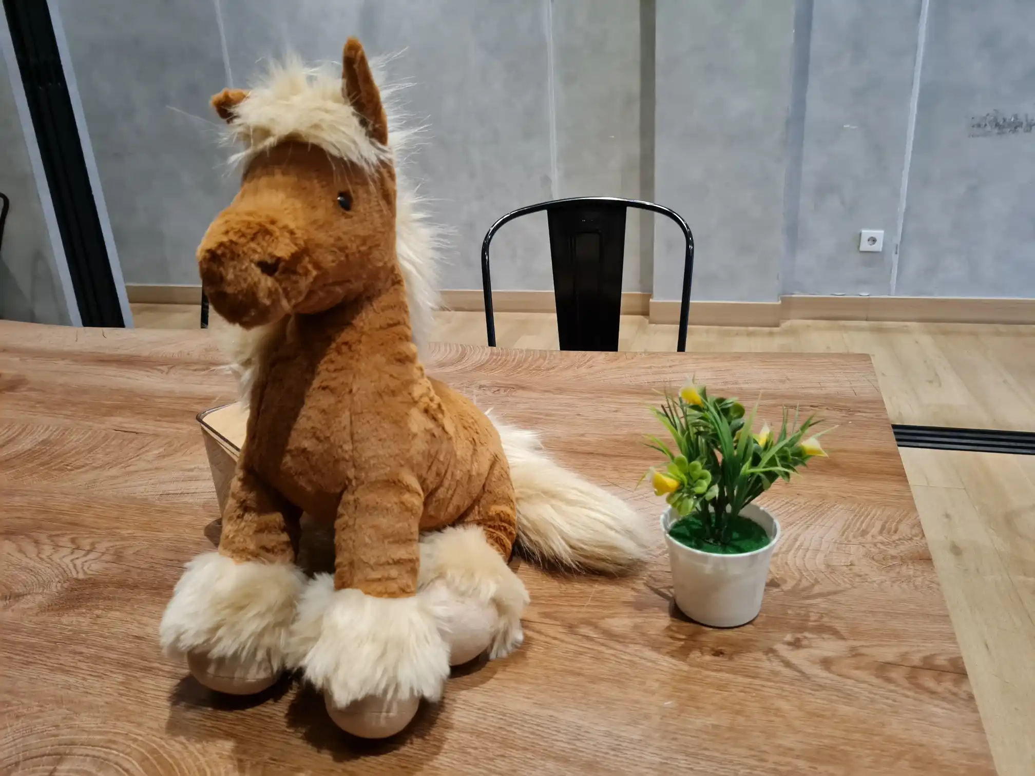 Jellycat Freya Pony view 2